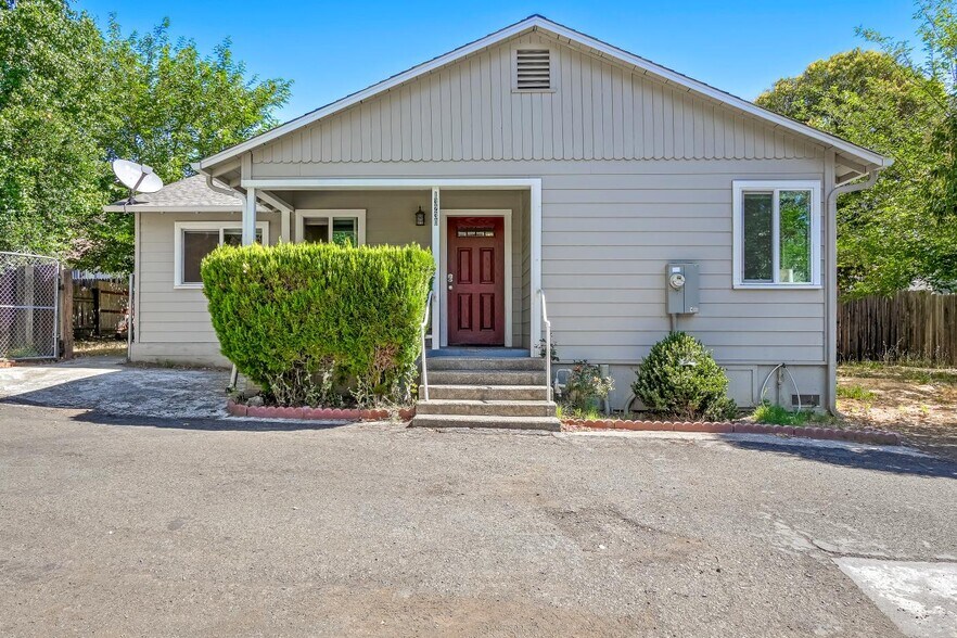 More Photos Of 13240 US-101, Hopland Land For Sale