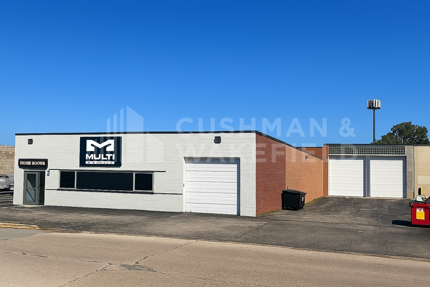 Primary Photo Of 3847 Carnation St, Franklin Park Warehouse For Sale