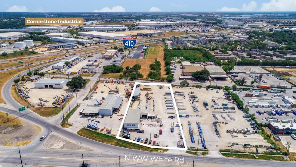 More Photos Of 662 N WW White Rd, San Antonio Light Distribution For Lease