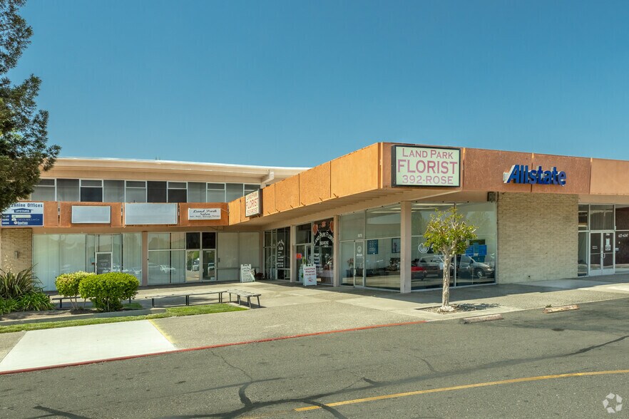 More Photos Of 5892 S Land Park Dr, Sacramento Unknown For Lease