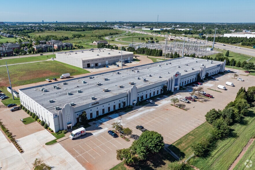 More Photos Of 501 NE 122nd St, Oklahoma City Warehouse For Lease