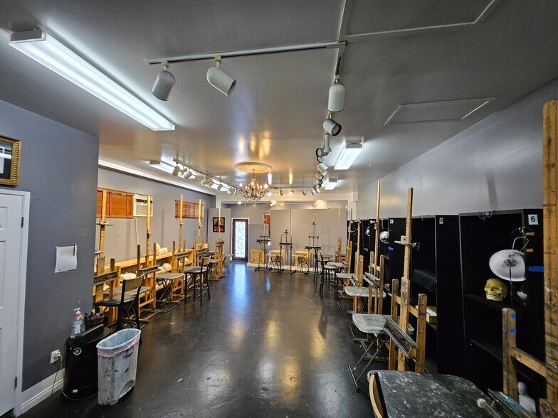 More Photos Of 3264 Motor Ave, Los Angeles Restaurant For Sale