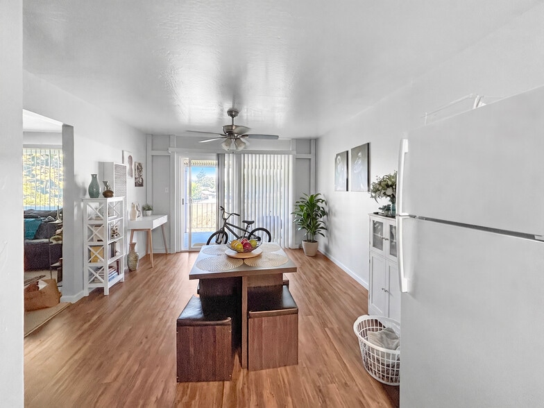 More Photos Of 2536 Grove Way, Castro Valley Apartments For Sale