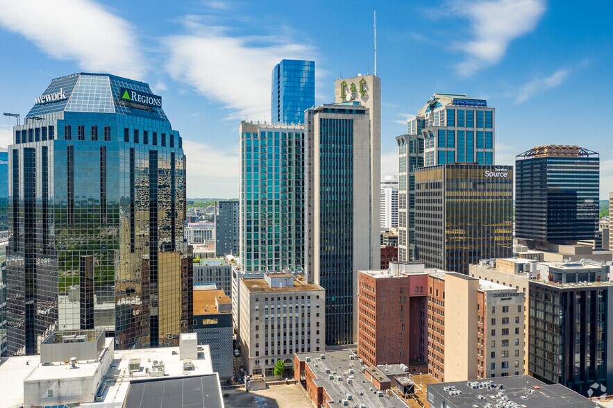 Primary Photo Of 401 Church St, Nashville Office For Lease