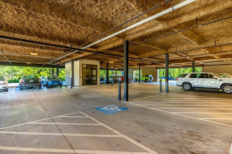 More Photos Of 129 N Collins Rd, Sunnyvale Freestanding For Lease