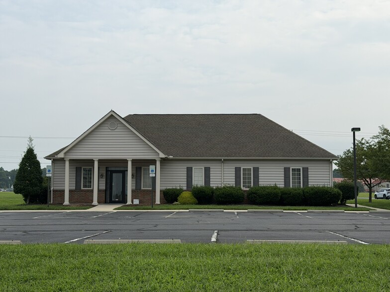 Primary Photo Of 375 Mullet Run, Milford Healthcare For Lease