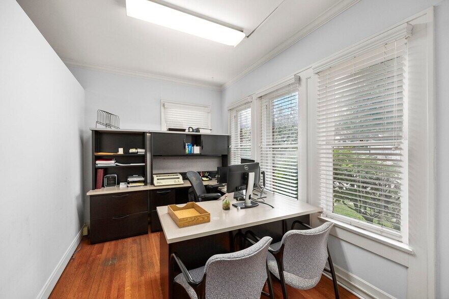 More Photos Of 708 Sul Ross St, Houston Office Residential For Sale