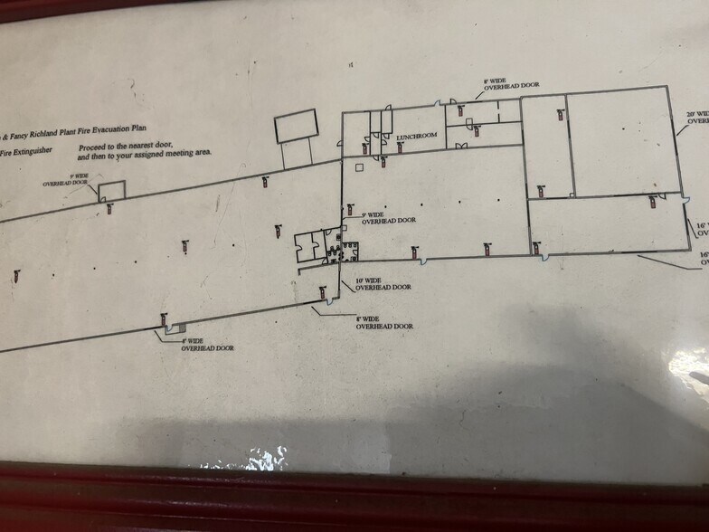 More Photos Of 105 Curtis st, Richland Warehouse For Sale