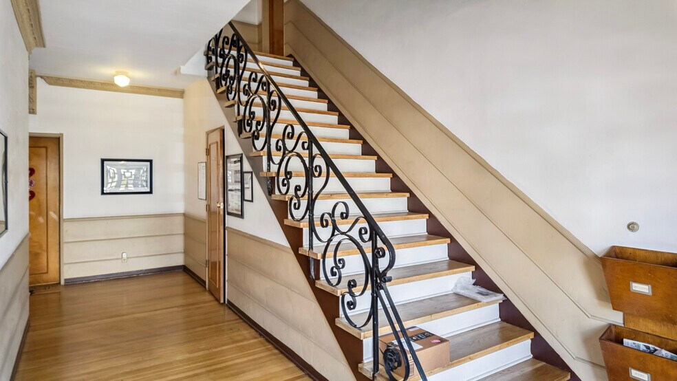 More Photos Of 6022 W 8th St, Los Angeles Apartments For Sale