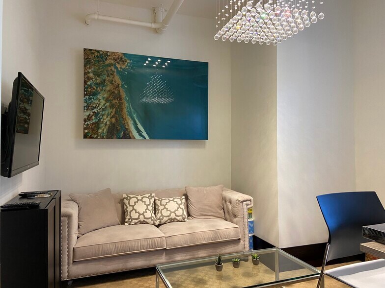 More Photos Of 401 W Atlantic Ave, Delray Beach Storefront Retail Office For Lease