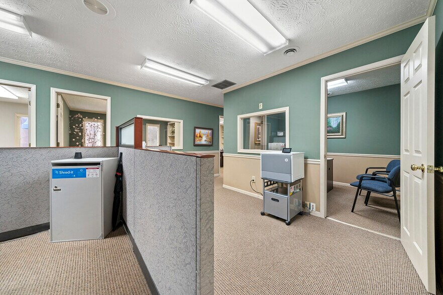 More Photos Of 125-145 E Georgia Ave, Fayetteville Freestanding For Sale