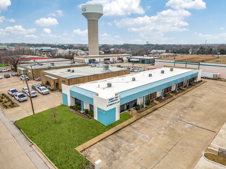 More Photos Of 3301 Century Dr, Rowlett Manufacturing For Sale