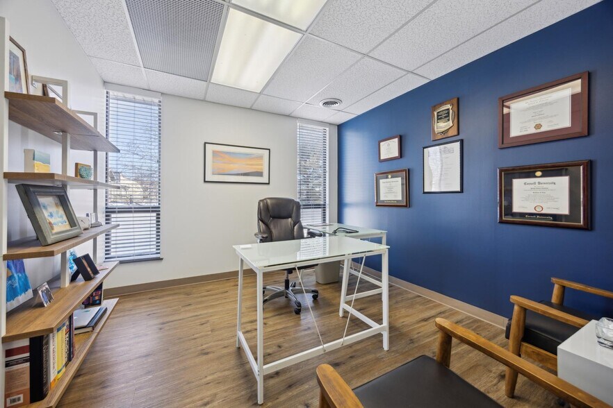 More Photos Of 1569 Medical Dr, Pottstown Office For Sale