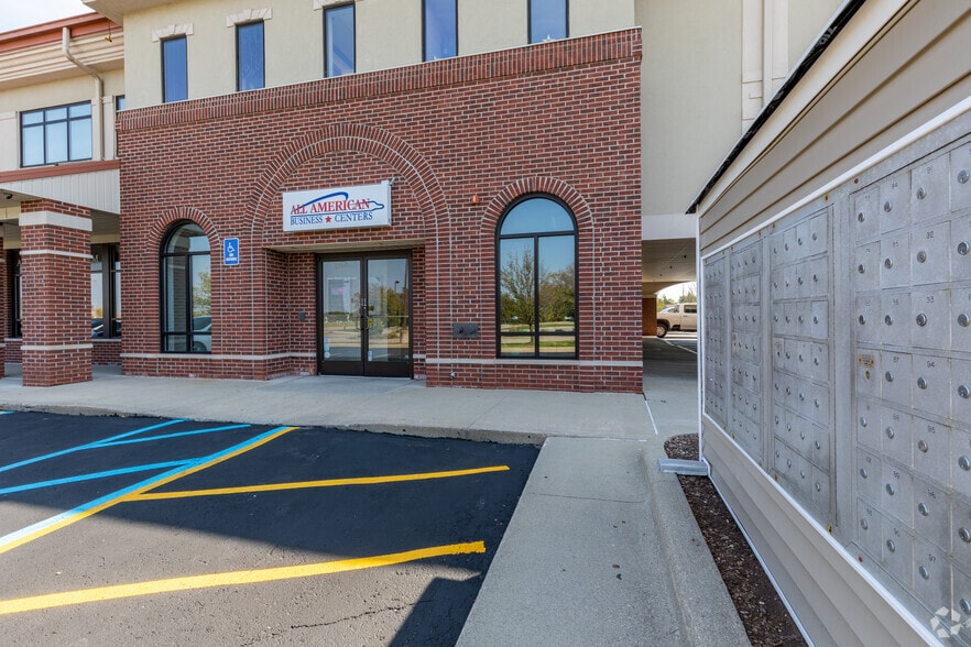 More Photos Of 13810-13854 Lakeside Cir, Sterling Heights Storefront Retail Office For Lease