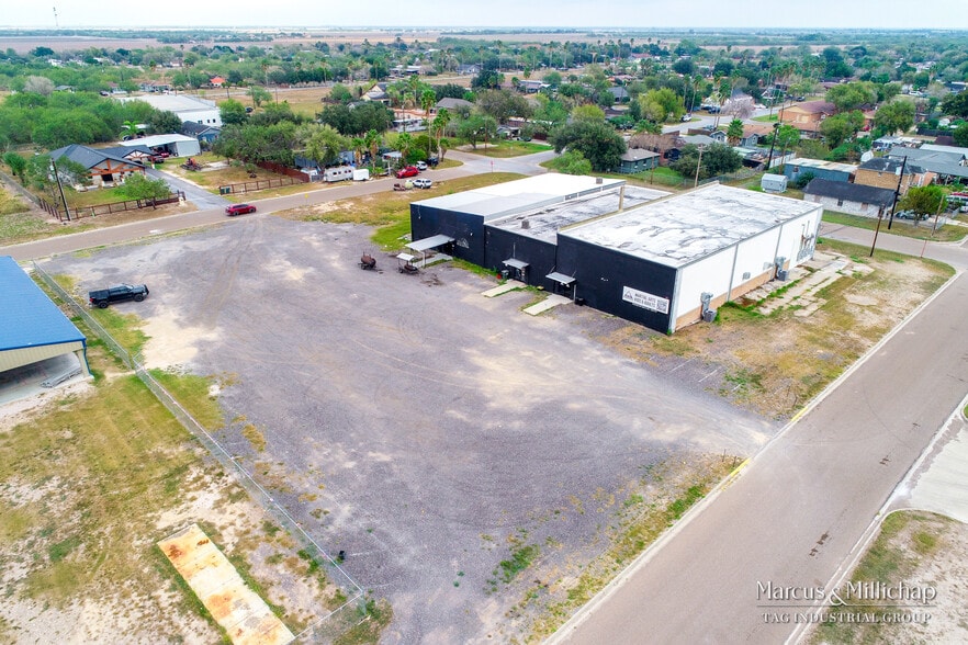More Photos Of 218 Industrial Street, Edcouch Warehouse For Sale