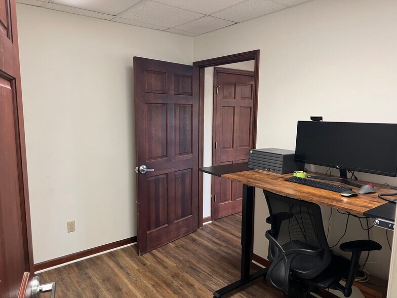 More Photos Of 185 Industrial Dr, Chickamauga Industrial For Sale