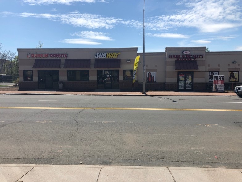 More Photos Of 25-73 Albany Ave, Hartford Unknown For Lease