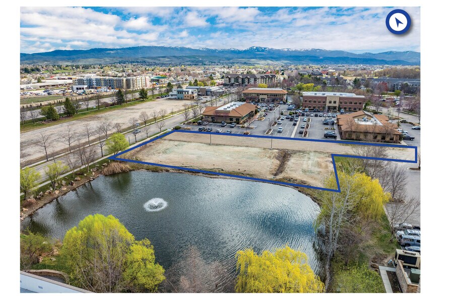 More Photos Of 441 E Riverside Dr, Eagle Restaurant For Lease