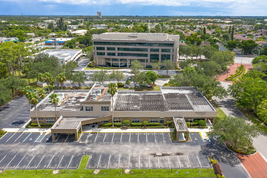 Primary Photo Of 12731 New Brittany Blvd, Fort Myers Office For Sale