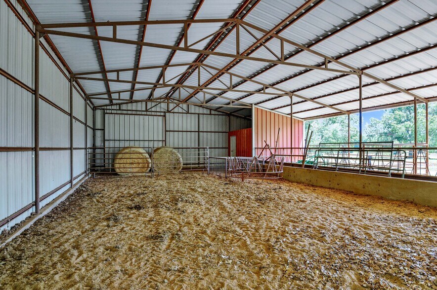 More Photos Of 27160 State Highway 56, Whitesboro Land For Sale