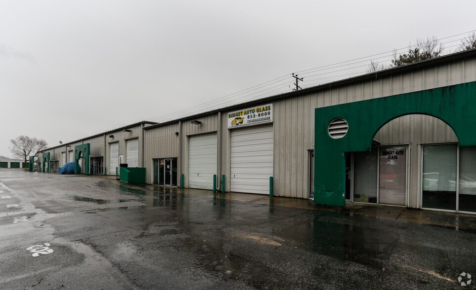 More Photos Of 6001 Miller Store Rd, Norfolk Flex For Sale