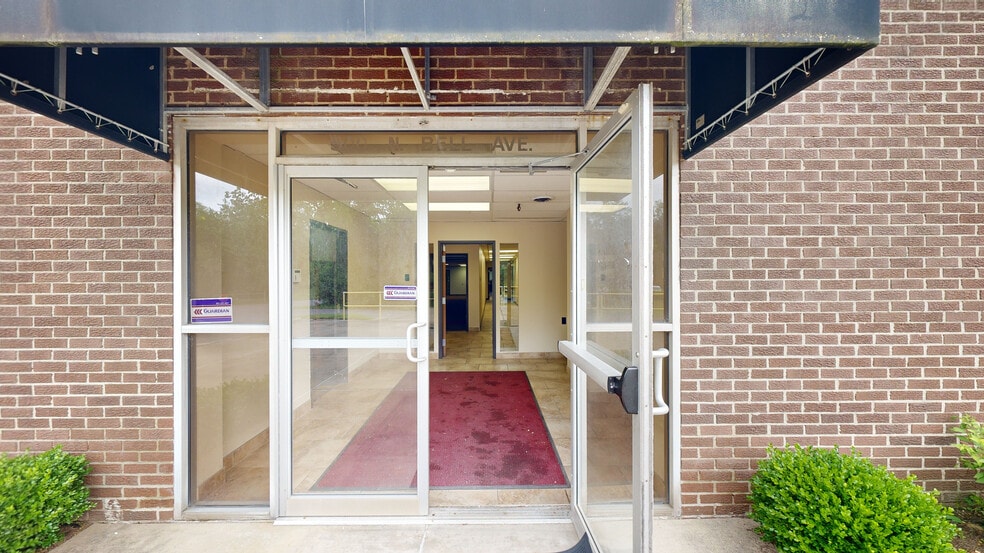 More Photos Of , Carnegie Unknown For Sale