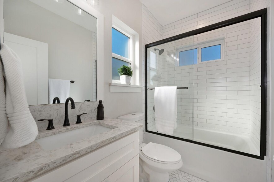 More Photos Of 908 Bidwell St, Folsom Multifamily For Sale