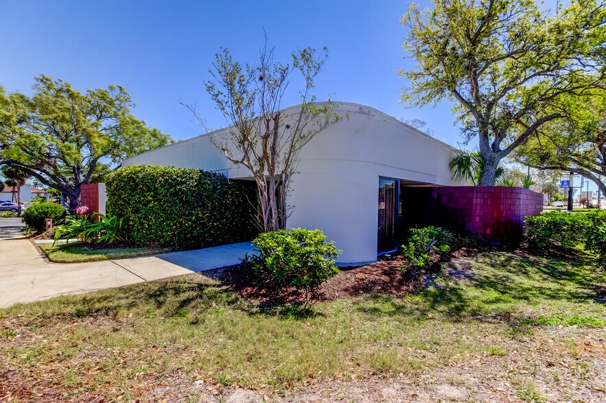 More Photos Of 7603 Seminole Blvd, Seminole Medical For Sale
