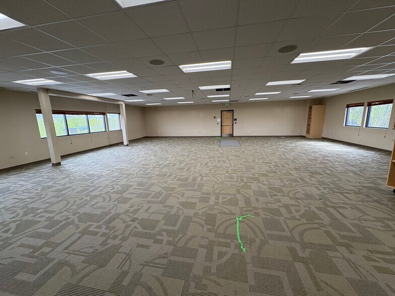 More Photos Of 600 E Railroad Ave, Wasilla Office For Sale