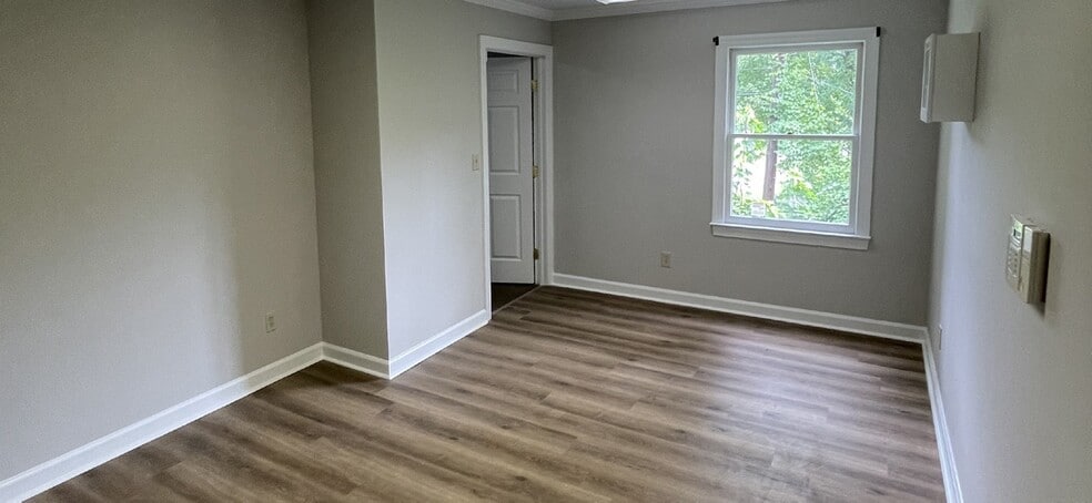More Photos Of 7404 Chapel Hill Rd, Raleigh Office For Sale