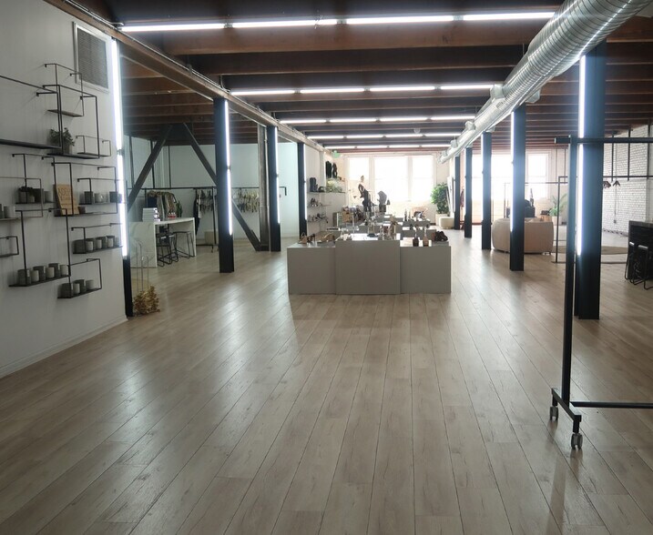 More Photos Of 843 S Los Angeles St, Los Angeles Warehouse For Lease