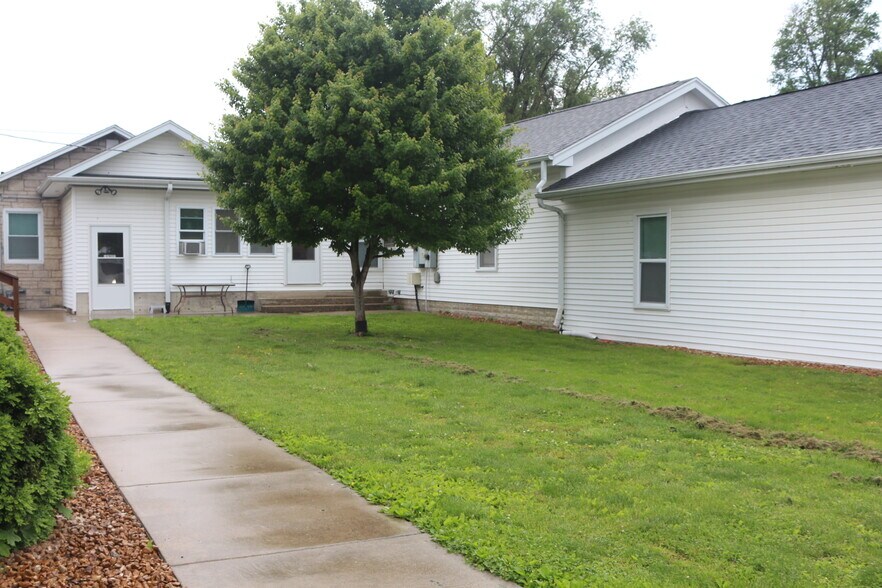 More Photos Of 1708 S Main St, South Jacksonville Apartments For Sale