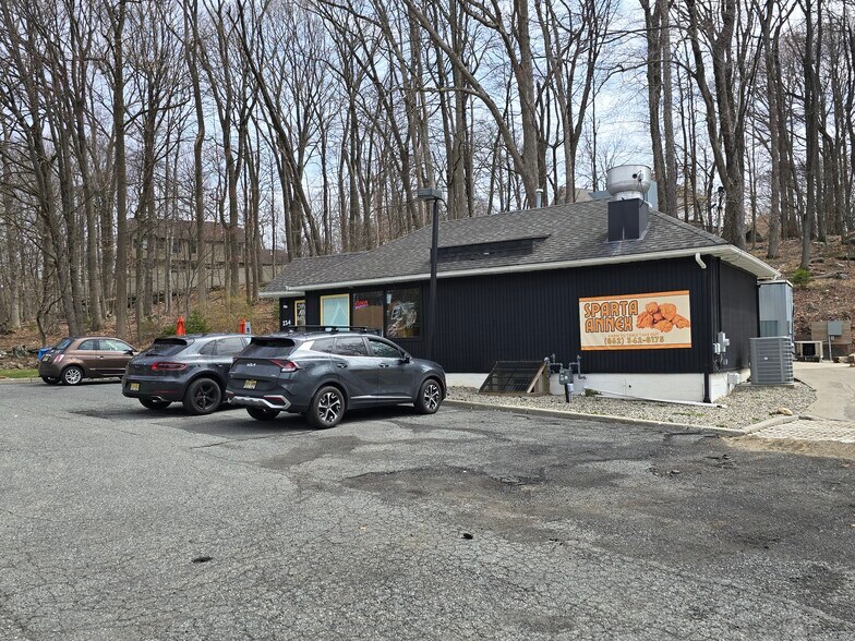 More Photos Of 224 Sparta Ave, Sparta Restaurant For Sale