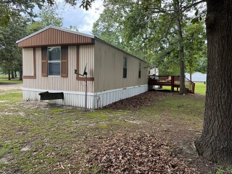 More Photos Of 399 Ireland Dr, Lumber Bridge Multifamily For Sale