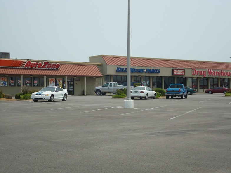 More Photos Of 11907-12037 S Memorial Dr, Bixby Storefront For Lease