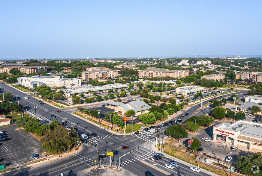 More Photos Of 11703-1 Huebner Rd, San Antonio Unknown For Lease