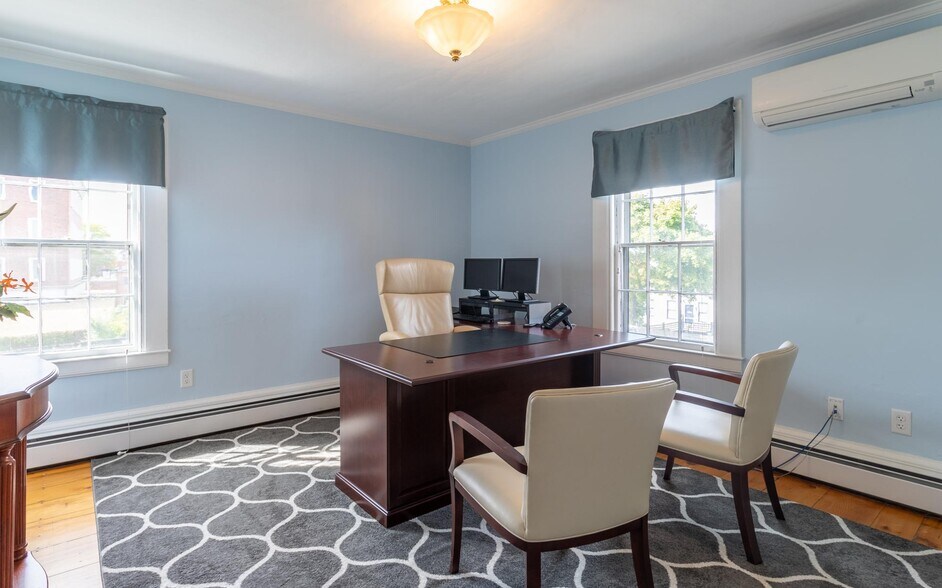 More Photos Of 110 Chapel St, Portsmouth Office For Lease