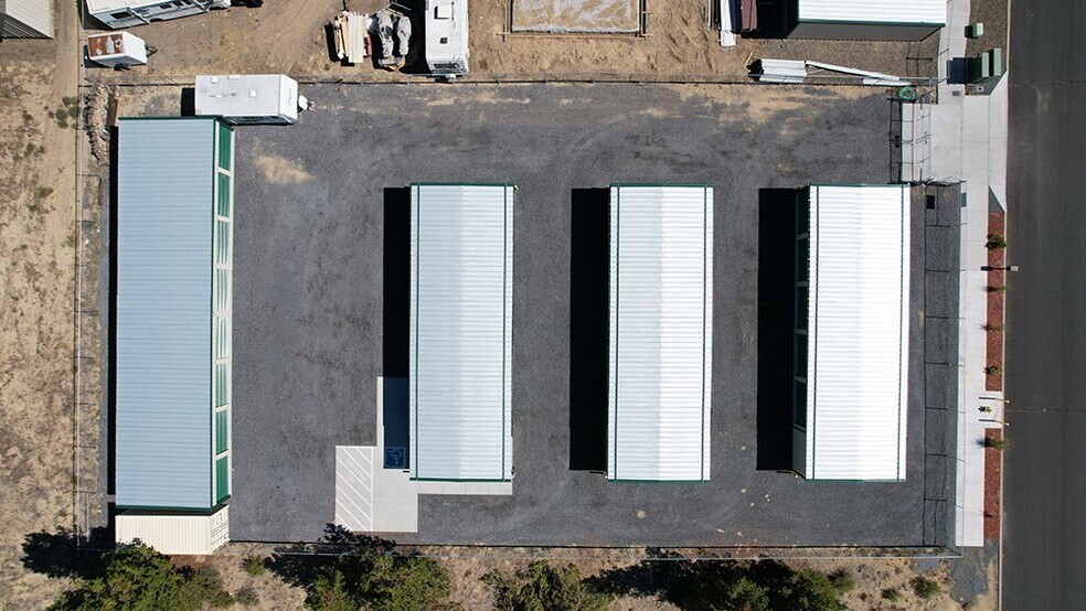 More Photos Of 16680 Box Way, La Pine Self Storage For Sale