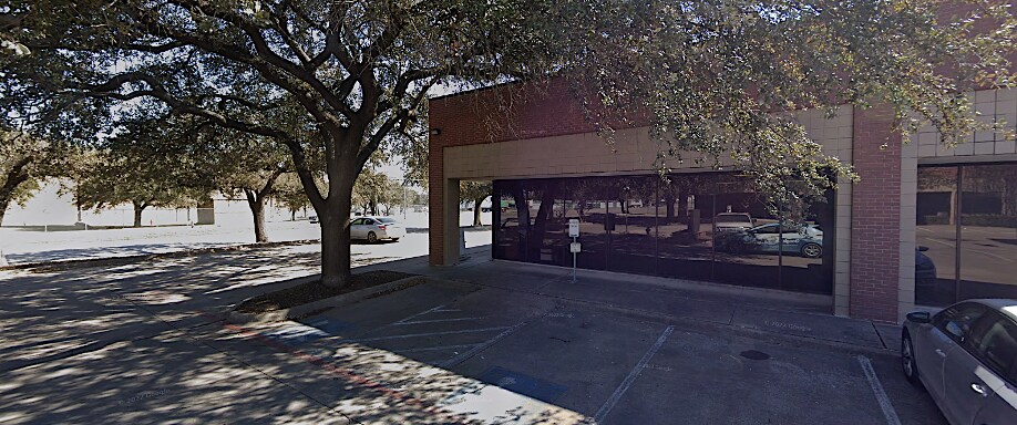 More Photos Of 12035 Shiloh Rd, Dallas Showroom For Lease