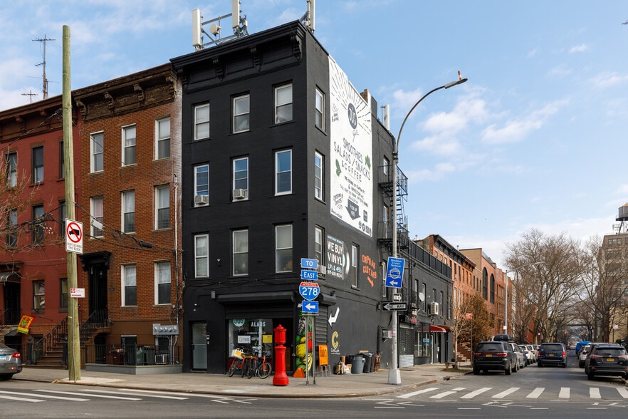 More Photos Of 561 Clinton St, Brooklyn Apartments For Sale