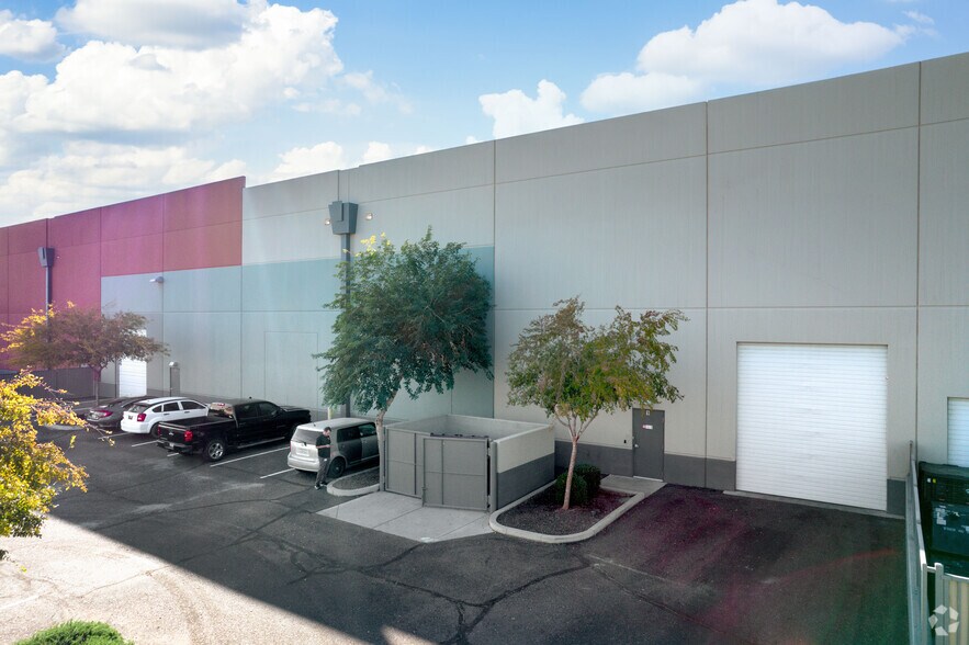 More Photos Of 500 N 54th St, Chandler Unknown For Lease