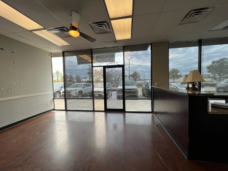More Photos Of 9025 N Sam Houston Pky E, Humble Unknown For Lease