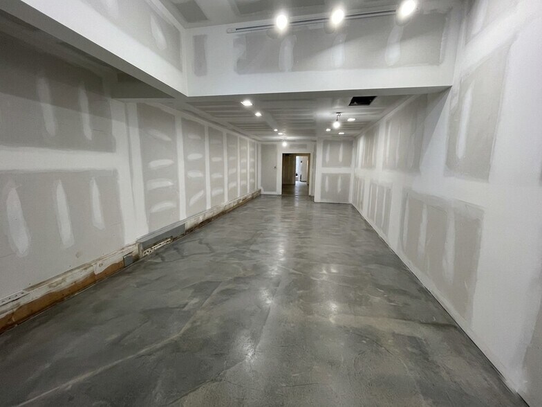 More Photos Of 22-24 Washington St, Tenafly Storefront Retail Office For Lease