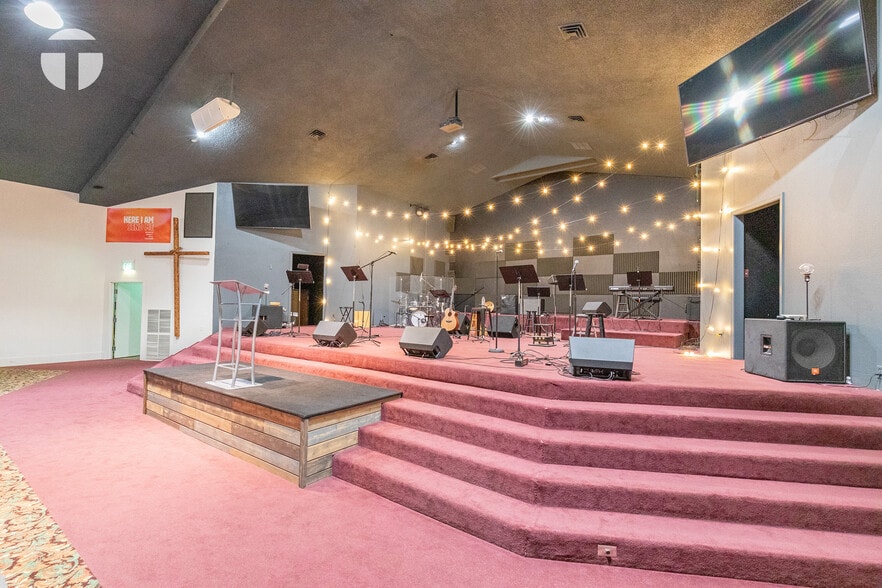 More Photos Of 6240 Verner Ave, Sacramento Religious Facility For Sale