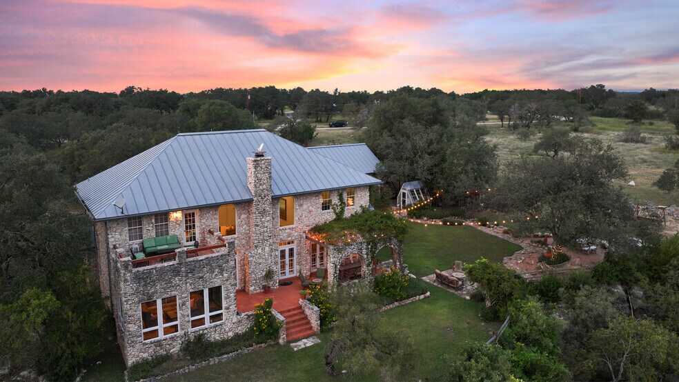 More Photos Of 5229 Hupedo Ranch Rd, Spicewood Specialty For Sale