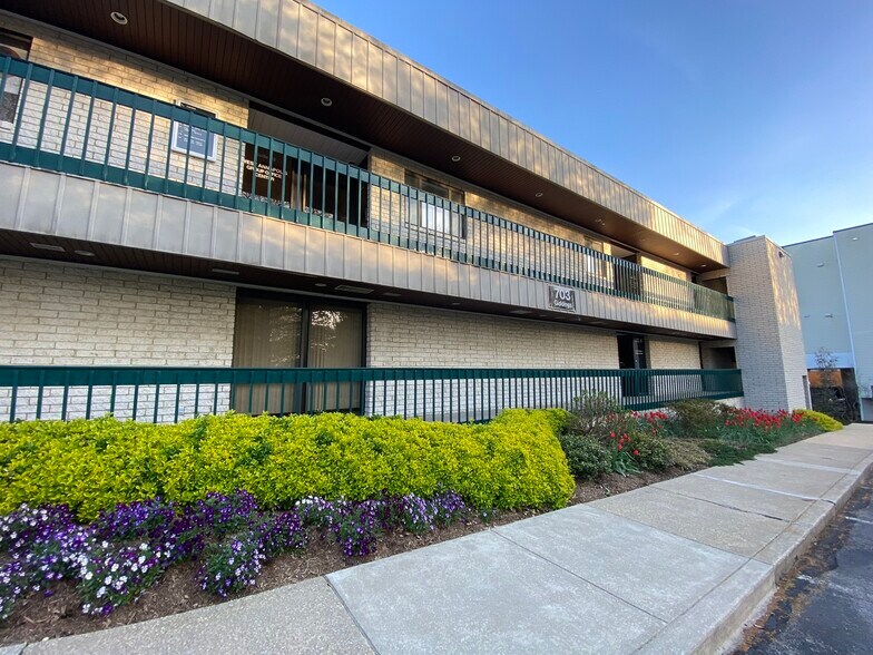 More Photos Of 703 Giddings Ave, Annapolis Medical For Lease