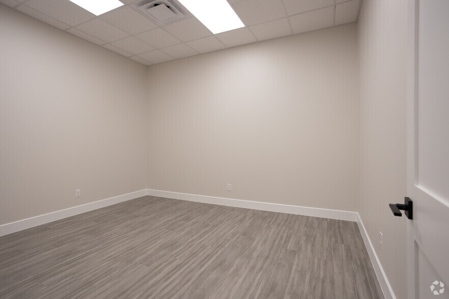 More Photos Of 21631 Rhodes Rd, Spring Unknown For Lease