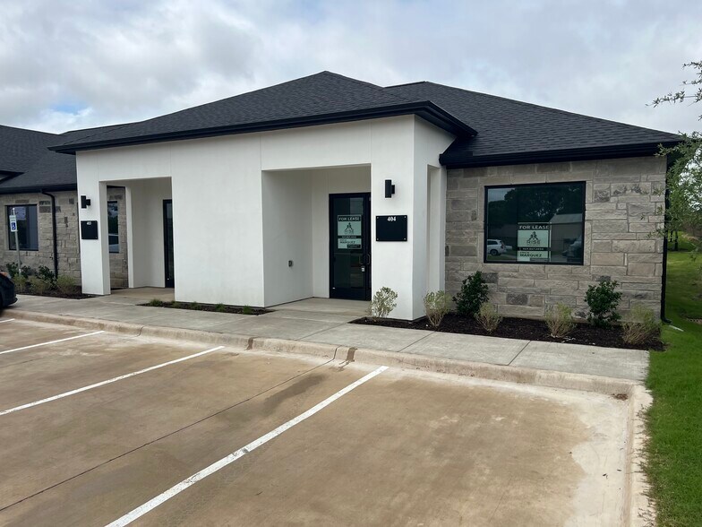 More Photos Of 3951 Alma Rd, McKinney Office For Lease