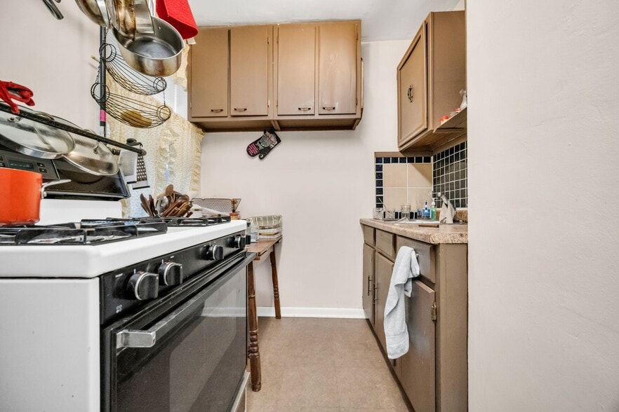 More Photos Of 1386 Cranford Ave, Lakewood Storefront Retail Residential For Sale