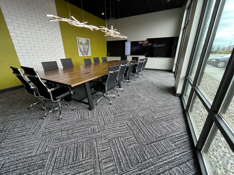 More Photos Of 1400 Main St, Clarksville Apartments For Lease